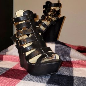 Black Pazzle Wedge Sandals, size 6.5